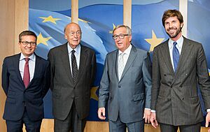 VALERY-GISCARD-DESTAING-MICHELANGELO-BARACCHI-BONVICINI-JEAN-CLAUDE-JUNCKER