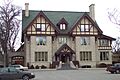 529 Wellington, 2002