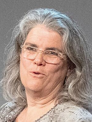 Andrea Ghez (cropped 3x4)