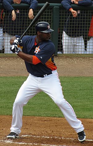 Chris Carter batting for the Houston Astros in 2013 Spring Training (Cropped)