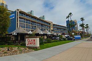 Claim Jumper restaurant in San Diego