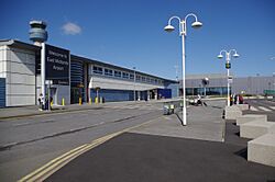 East Midlands Airport - geograph.org.uk - 4884357.jpg