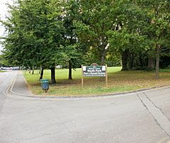 Entrance to Heath Park, Cardiff - geograph.org.uk - 1746088