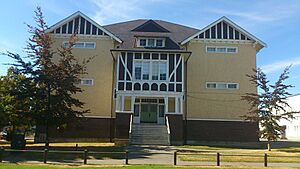 John Oliver Secondary School 2012-09-18 07-37-05