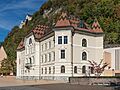Liechtenstein asv2022-10 img23 Vaduz Regierungsgebäude