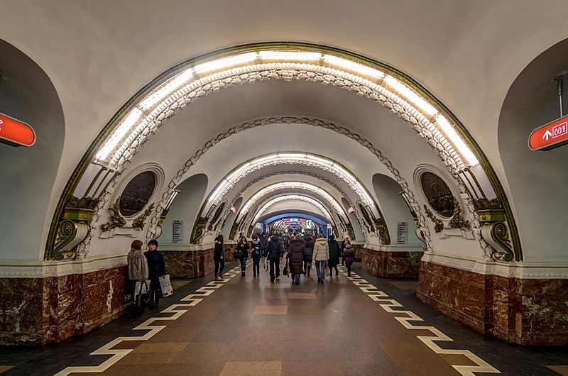 Metro SPB Line1 Ploschad Vosstaniya