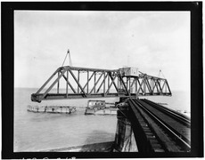 Moser Channel Bridge, draw span partially open, no date (Kyle K-32). - Seven Mile Bridge, Linking Florida Keys, Marathon, Monroe County, FL HAER FLA,44-KNIKE,1-68
