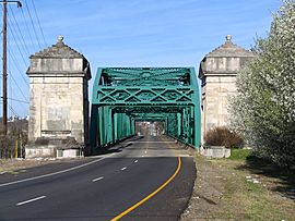 Old hickory bridge tennessee