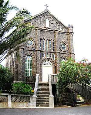 ST. LOUIS MONTFORT SCHOOL CHURCH, Yercaud, Salem - panoramio