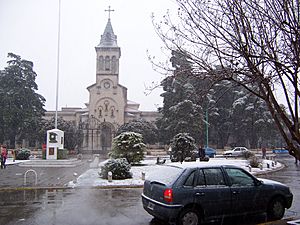 The Church of San Antonio de Padua during the July 9, 2007 snowstorm, the first in the Buenos Aires area since 1918.
