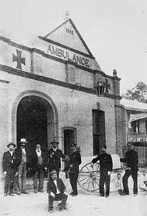 StateLibQld 2 87920 Ambulance building at Ravenswood, Queensland, 1906