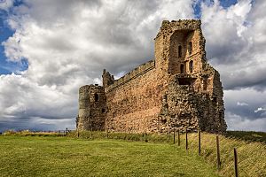 Tantallon Castle (NE View)