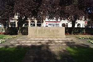 Town and County War Memorial, Northampton (12)