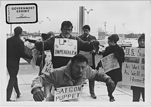 Vietnam War protesters. 1967. Wichita, Kans - NARA - 283625