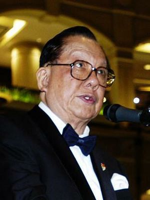 Yeoh Tiong Lay (cropped, 4to3portrait).jpg