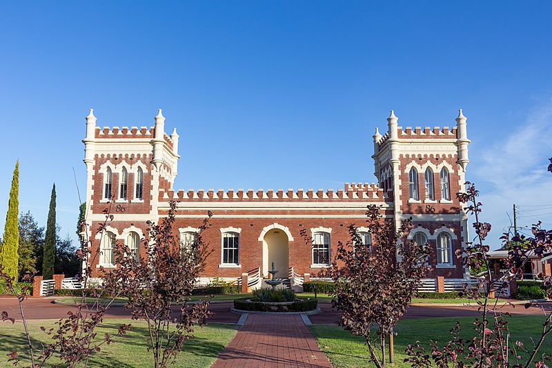 Albany Bell Castle, March 2019 02