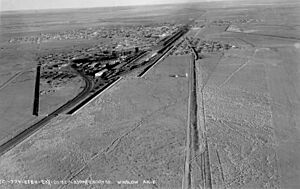 Arizona - Winslow - NARA - 23933823 (cropped)