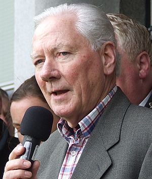 Gay Byrne speaking at a public event in 2007