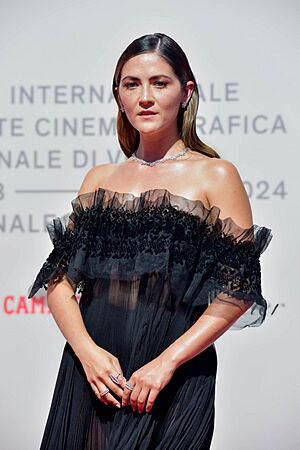 Isabelle Fuhrman at 81st Venice Film Festival 2.jpg