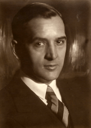 Joseph Nathaniel French I (1888-1975) in 1931 in Moscow.png
