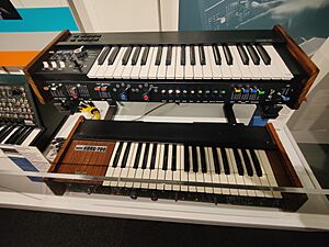 Korg miniKORG 700