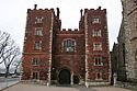 Lambeth Palace gatehouse - geograph.org.uk - 343864.jpg
