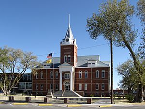 Luna County Courthouse in Deming
