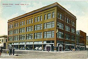 Ontario Store, Grand Forks, ND