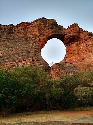 Pedra Furada, no parque Nacional da Serra da Capivara