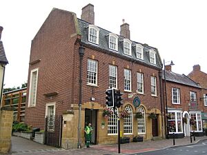 Pershore Town Hall - geograph.org.uk - 859999