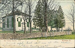 PostcardOldTrinityChurchBrooklynCT1907