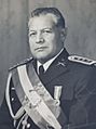 Retrato oficial de Presidente Guillermo Flores Avendaño (cropped)
