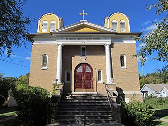 St. Georges Greek Orthodox Church, Southbridge MA.jpg