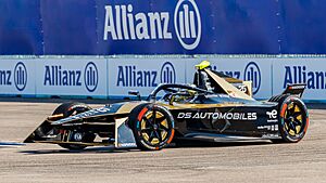2023-04-22 Motorsport, ABB FIA Formula E World Championship, Berlin E-Prix 2023 1DX 0952 by Stepro