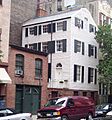 203 E 29th St