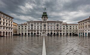 Ayuntamiento, Trieste, Italia, 2017-04-15, DD 10