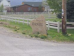 Daniel welcome sign, May 2010