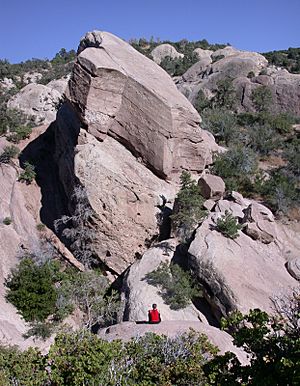 Devil's Punchbowl (Angeles National Forest) Facts for Kids