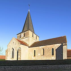 Dompierre-en-Morvan FR21 église IMF1194