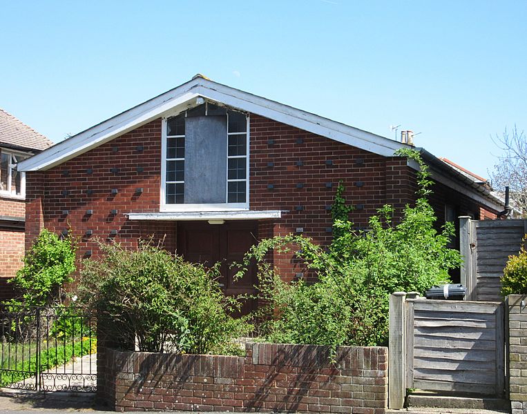 Former Holy Cross RC Church, Seafield Road, Seaview (May 2016) (2)
