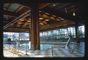 Grossinger's indoor pool, Liberty, New York LCCN2017712859