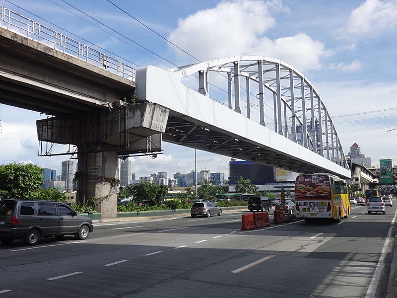 Image Guadalupe Bridge and MRT3 rail bridge (EDSA, Mandaluyong and