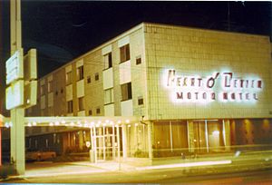 Heart o' Denver Motor Hotel - Aug 1975