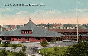 Ironwood-Depot-1910