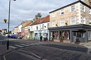 Market Place, Pocklington - geograph.org.uk - 5915412.jpg