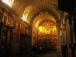 Museo Iglesia de Santa Clara Interior