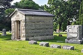 Ruch mausoleum