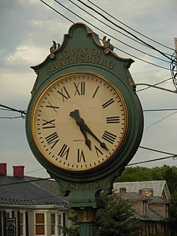A street clock in downtown Sharpsburg in October 2007