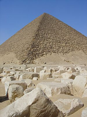 Snofrus Red Pyramid in Dahshur (2)