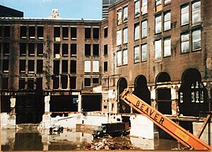 South Station under reconstruction 1985.agr